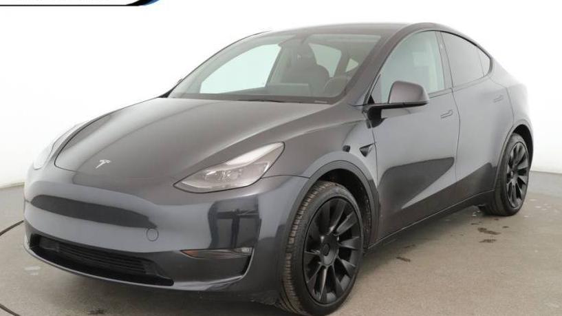 TESLA MODEL Y 2024 7SAYGAEE1RF005007 image